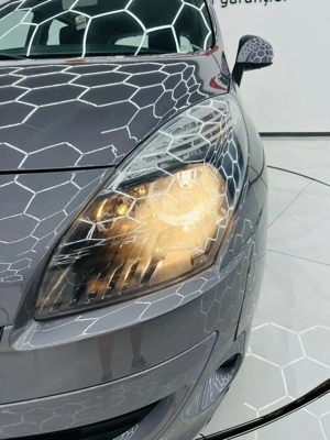 RENAULT SCENIC - imagine 12