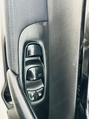 NISSAN Qashqai - imagine 11