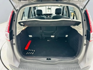 RENAULT SCENIC - imagine 16