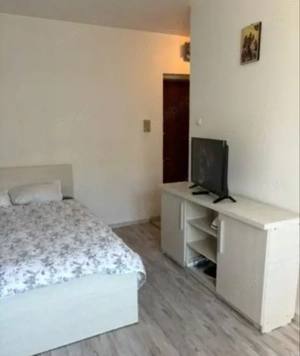 Închiriez garsonieră spațioasă și modernă, Piața Alba Iulia - imagine 2