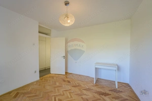 Apartament cu 3 camere de vânzare în zona Lacul Tei - imagine 3