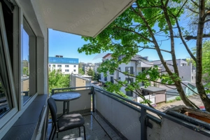 Apartament cu 3 camere de vânzare în zona Lacul Tei - imagine 2