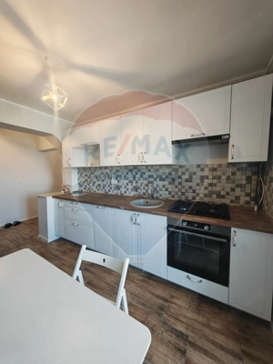 Apartament 4 camere + parcare - Aparatorii Patriei - Str Democratiei