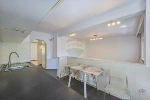 Apartament cu 3 camere de vânzare în zona Lacul Tei - imagine 14