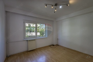 Apartament cu 3 camere de vânzare în zona Lacul Tei - imagine 18