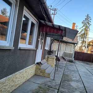 Vând casa în Ineu județul Arad. - imagine 5