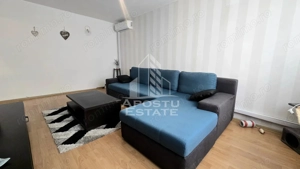 Apartament de vanzare cu 3 camere, decomandat,centrala proprie,Lipovei - imagine 4