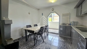Apartament de vanzare cu 3 camere, decomandat,centrala proprie,Lipovei - imagine 12