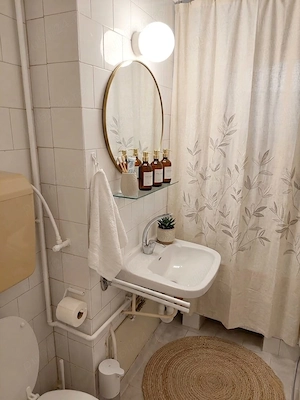 Proprietar vând apartament 4 camere decomandat, central in Timișoara  - imagine 8