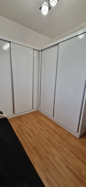  Vand apartament 3 camere