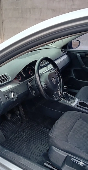 VW Passat B7  - imagine 3