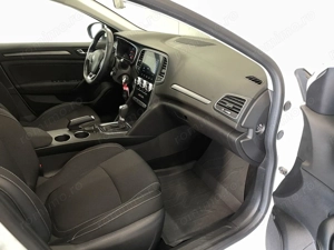 Renault Megane - imagine 9