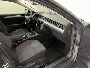 Volkswagen Passat - imagine 9
