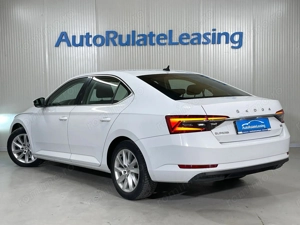 Skoda Superb - imagine 4