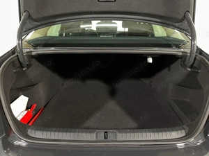 Volkswagen Passat - imagine 12