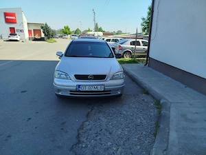 Opel Astra,,1.6,,Acte la zi  - imagine 2