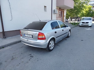 Opel Astra,,1.6,,Acte la zi  - imagine 4