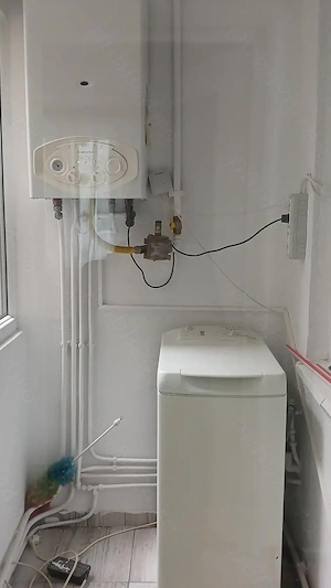 Zona Semiluna, 3 camere decomandat etaj2, mobilat si utilat, prima inchiriere,350 euro luna - imagine 9