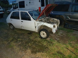 Peugeot 205  piese sau toata masina - imagine 3