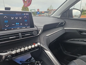 Peugeot 3008 1 5 TDI   2017  - imagine 8