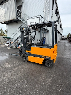Stivuitor Electroc OM E 25 ac - imagine 3