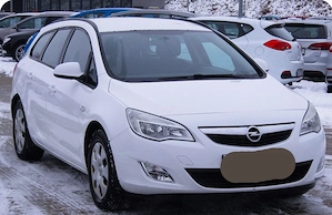 Opel Astra J 2011 - imagine 3