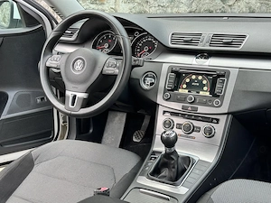 Vând Volkswagen Passat  - imagine 2