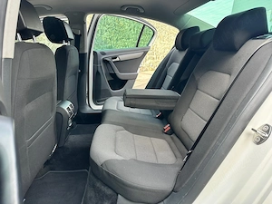 Vând Volkswagen Passat  - imagine 4