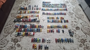Colectie 265 mașinute - Hot Wheels, Matchbox, Burago, Majisto, etc