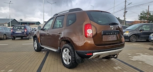 Dacia Duster Laureate 4 4 1.5 dci euro 5 - imagine 4
