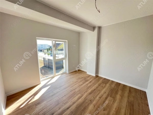Apartament la cheie cu 3 camere si balcon zona Pictor Brana Selimbar - imagine 3