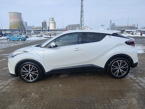 Toyota C-HR 1.8 hybrid, C-lassy, unic proprietar, 47400 km, full, service doar la toyota, garantie