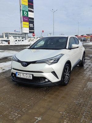 Toyota C-HR 1.8 hybrid, C-lassy, unic proprietar, 47400 km, full, service doar la toyota, garantie - imagine 4