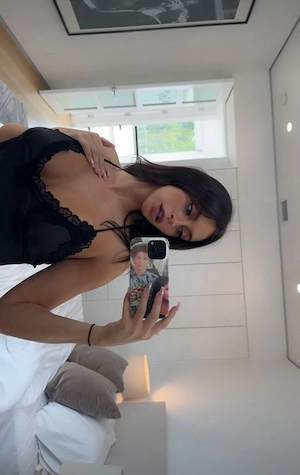 Selena-22 ani, prima oara in Timisoara. - imagine 5