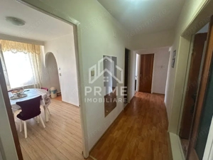 Apartament 3 camere, 77mp, zona Sebes - imagine 8