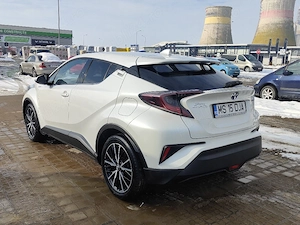 Toyota C-HR 1.8 hybrid, C-lassy, unic proprietar, 47400 km, full, service doar la toyota, garantie - imagine 5