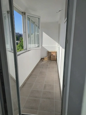 Apartament 2 camere, semidecomandat, renovat, piața Gorjului - imagine 7