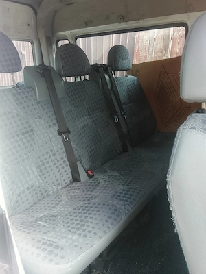 Dubă Ford Transit transport 8+1 pers sau transport mobilă 
