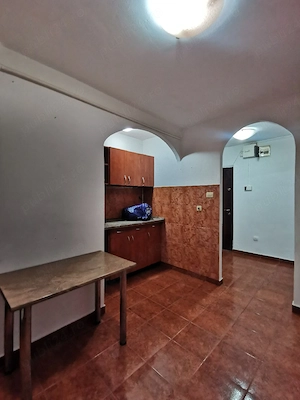Apartament 2 camere decomandat parter Lipovei Holdelor cu centrala - imagine 6