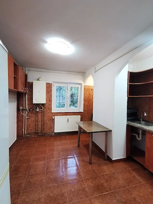 Apartament 2 camere decomandat parter Lipovei Holdelor cu centrala - imagine 3