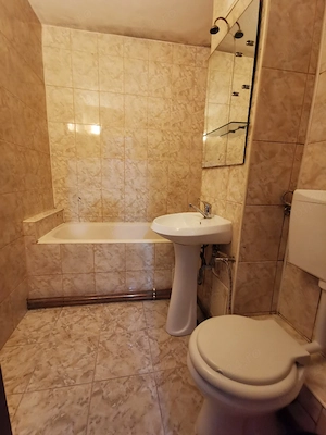 Apartament 2 camere decomandat parter Lipovei Holdelor cu centrala - imagine 8