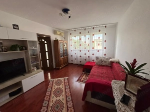 Apartament 2 camere, 41 mp, zona Vest - imagine 2