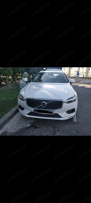 VOLVO XC-60 Momentum  - imagine 8