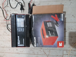 Redresor baterii auto
