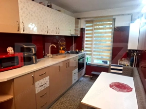 Apartament cu gradina propie de vanzare, 47 mp, zona Aleea Trandafirilor - imagine 2