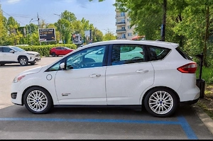Ford C-max Plug-In Hibrid-30 km, Consum 4 %, Full options - imagine 2