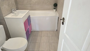 Vand apartament cu 3 camere decomandat, zona Dorobanti, suprafata utila 74 mp + 2 balcoane, 2 bai,  - imagine 8
