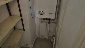 Vand apartament cu 3 camere decomandat, zona Dorobanti, suprafata utila 74 mp + 2 balcoane, 2 bai,  - imagine 3