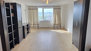 Vand apartament cu 3 camere decomandat, zona Dorobanti, suprafata utila 74 mp + 2 balcoane, 2 bai,  - imagine 5