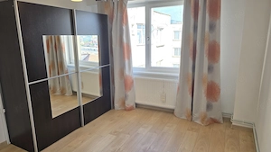 Vand apartament cu 3 camere decomandat, zona Dorobanti, suprafata utila 74 mp + 2 balcoane, 2 bai,  - imagine 14